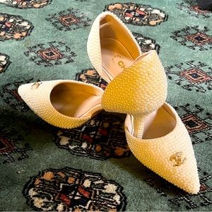 Cream Chanel Beaded Pumps Size 37